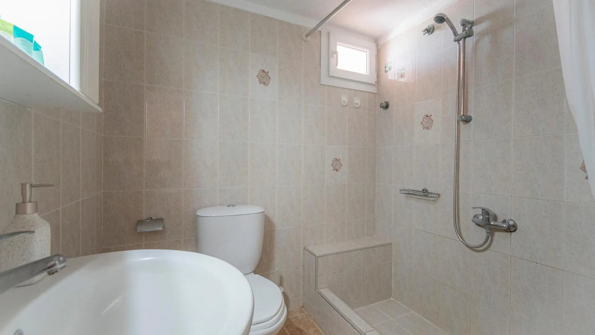 Melmare Apartments By Rentalspro - Nea Moudania Halkidiki