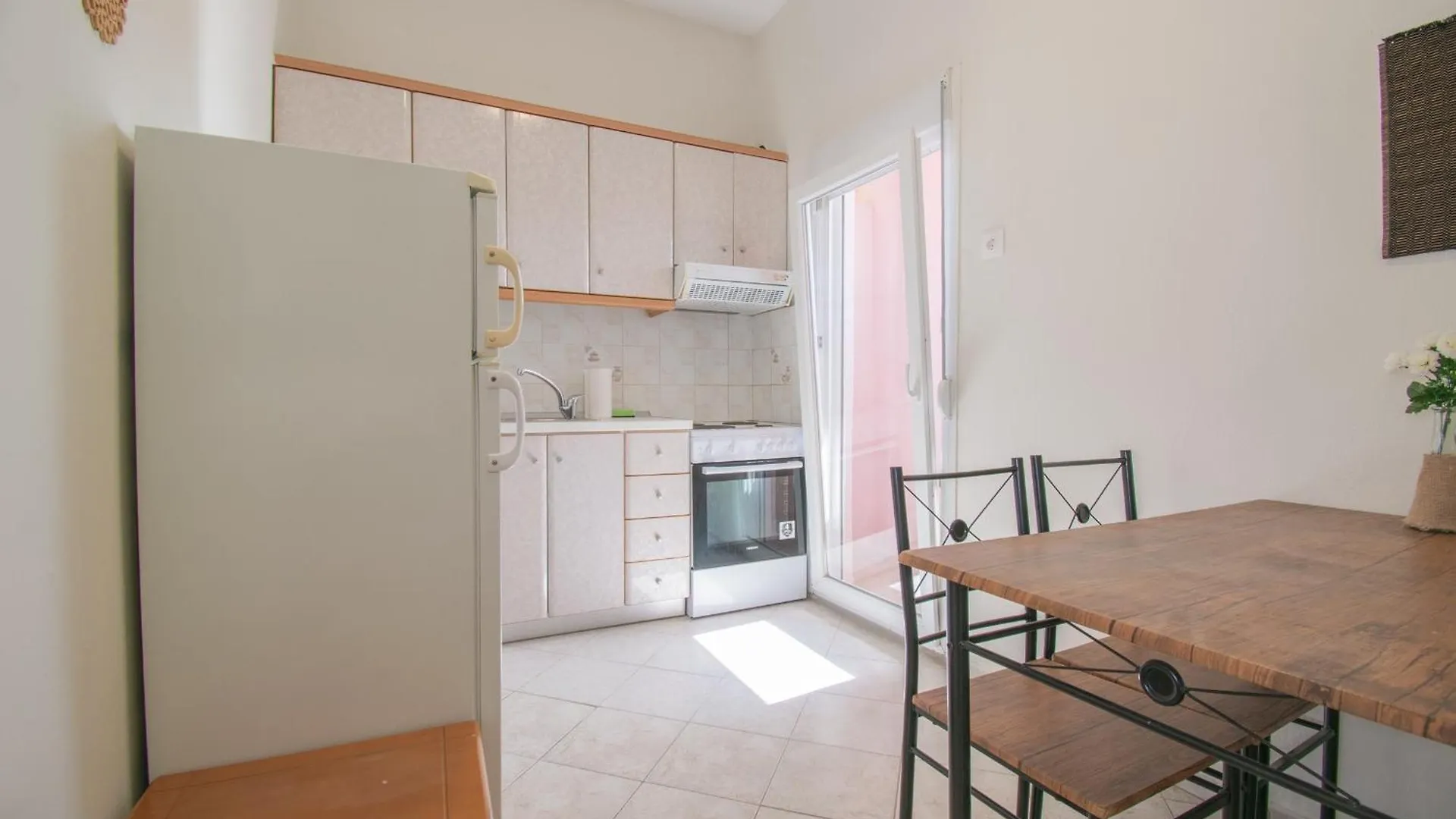 Melmare Apartments By Rentalspro - Nea Moudania Halkidiki
