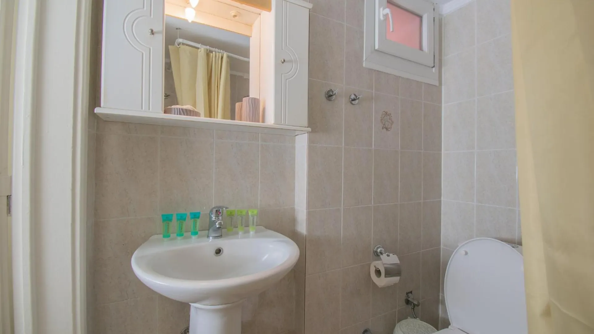 Melmare Apartments By Rentalspro - Nea Moudania Halkidiki
